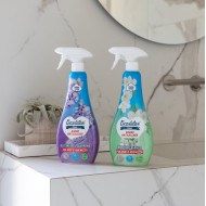 COCCOLATEVI BAGNO ANTICLARE MUSCHINO BIANCO vonios kambario valiklis 750 ml