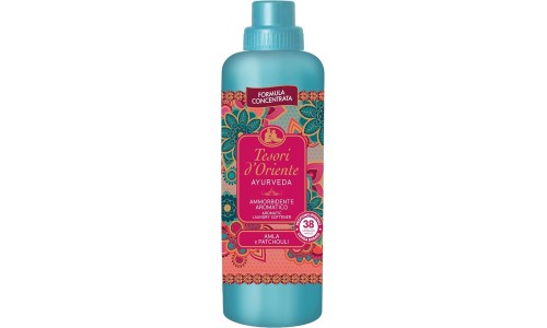TESORI D´ORIENTE AMMORBIDENTE AYURVEDA audinių minkštiklis 760 ml
